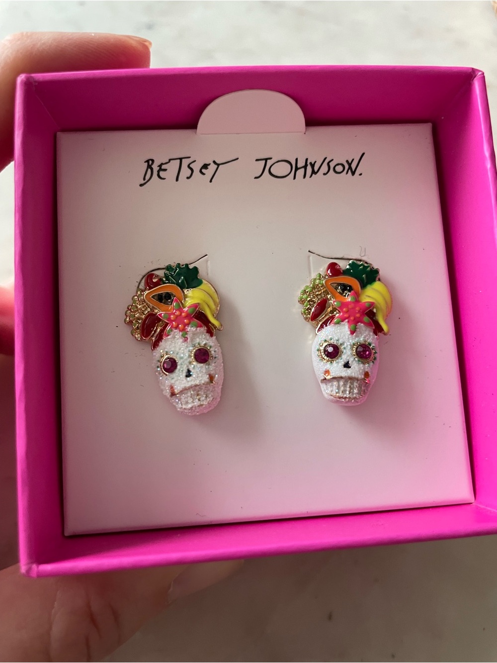 NIB Betsey Johnson White Rio Sugar Skull w/ Fruit Headdress Stud Earrings